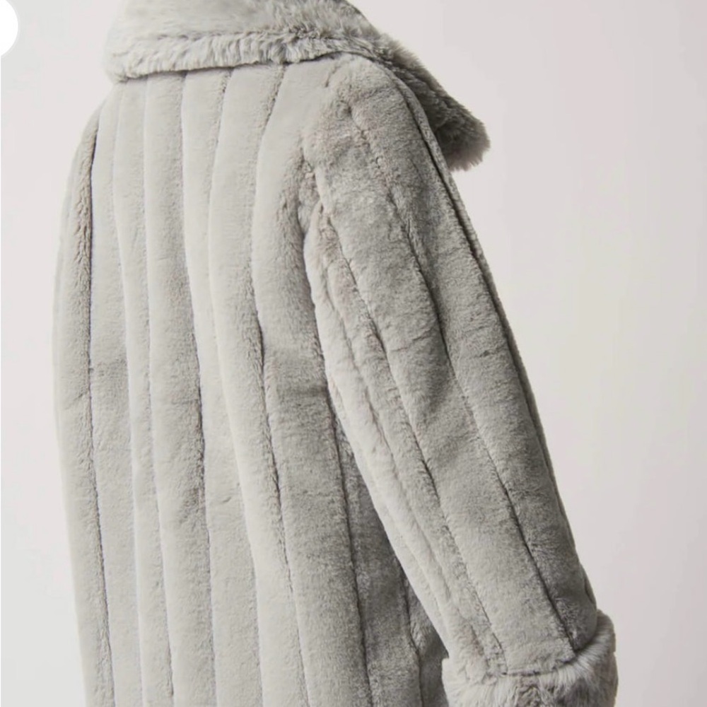 Joseph Ribkoff Silver Faux Fur Reversible Coat - Picture 4 of 15